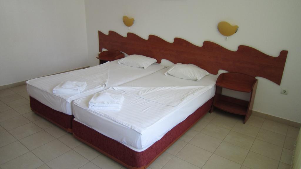 Alpina Hotel Lozenec Szoba fotó